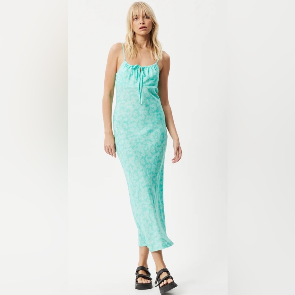 Afends BENNY - MAXI DRESS
MAXI DRESS color Jade Daisy